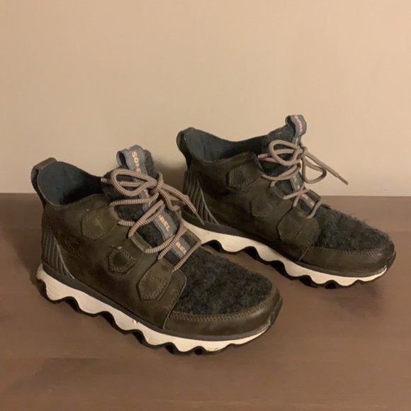 Sorel “Kinetic Conquest” Grey Leather Hiking Boots - Women’s Size 6 - Picture 4 of 7